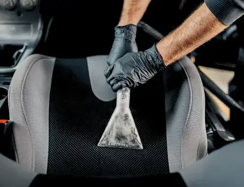 nettoyage intérieur voiture à Chantepie - image 2