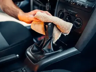 nettoyage intérieur voiture Servon-sur-Vilaine-5